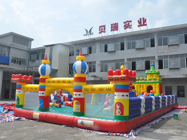 Inflatable Playground For Kids In Stock BY-IP-093